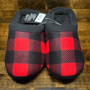 Cuddl Duds Boys Slippers - Red/Black Buffalo Check - Size M (3-4), NWT